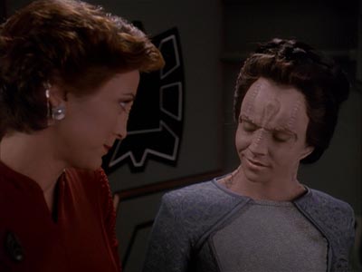 Star Trek: Deep Space Nine Screencaps "Return to Grace" (S4:E14)