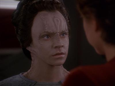 Star Trek: Deep Space Nine Screencaps "Return to Grace" (S4:E14)