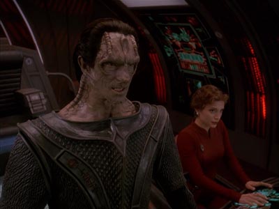 Star Trek: Deep Space Nine Screencaps "Return to Grace" (S4:E14)