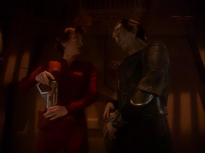 Star Trek: Deep Space Nine Screencaps "Return to Grace" (S4:E14)