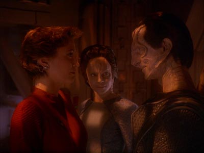 Star Trek: Deep Space Nine Screencaps "Return to Grace" (S4:E14)