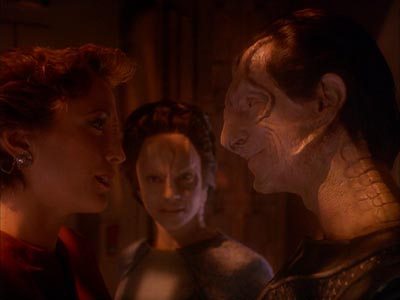 Star Trek: Deep Space Nine Screencaps "Return to Grace" (S4:E14)