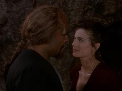 Star Trek: Deep Space Nine Screencaps "The Sons of Mogh" (S4:E15)