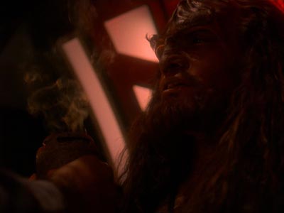 Star Trek: Deep Space Nine Screencaps "The Sons of Mogh" (S4:E15)