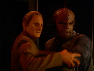 Star Trek: Deep Space Nine Screencaps "The Sons of Mogh" (S4:E15)