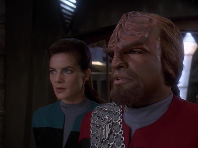 Star Trek: Deep Space Nine Screencaps "The Sons of Mogh" (S4:E15)