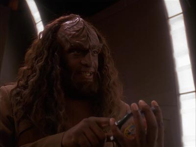 Star Trek: Deep Space Nine Screencaps "The Sons of Mogh" (S4:E15)