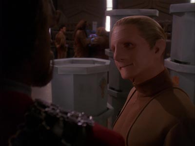 Star Trek: Deep Space Nine Screencaps "The Sons of Mogh" (S4:E15)