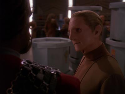 Star Trek: Deep Space Nine Screencaps "The Sons of Mogh" (S4:E15)