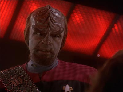 Star Trek: Deep Space Nine Screencaps "The Sons of Mogh" (S4:E15)