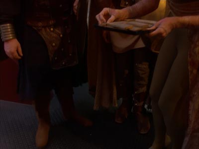 Star Trek: Deep Space Nine Screencaps "Bar Association" (S4:E16)