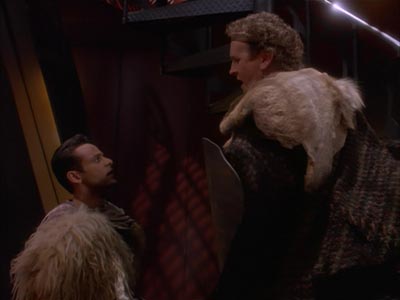 Star Trek: Deep Space Nine Screencaps "Bar Association" (S4:E16)