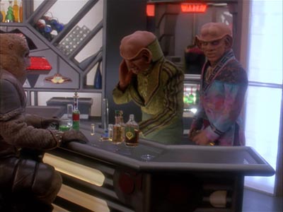 Star Trek: Deep Space Nine Screencaps "Bar Association" (S4:E16)
