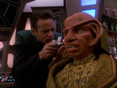 Star Trek: Deep Space Nine Screencaps "Bar Association" (S4:E16)