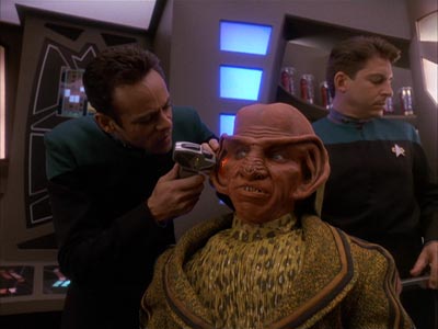 Star Trek: Deep Space Nine Screencaps "Bar Association" (S4:E16)