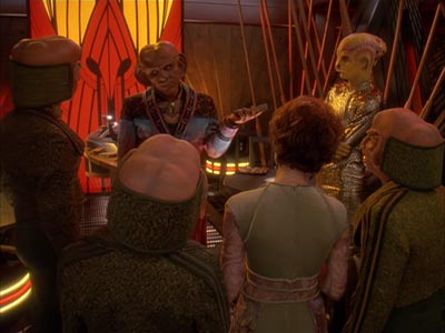 Star Trek: Deep Space Nine Screencaps "Bar Association" (S4:E16)