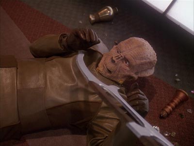 Star Trek: Deep Space Nine Screencaps "Bar Association" (S4:E16)