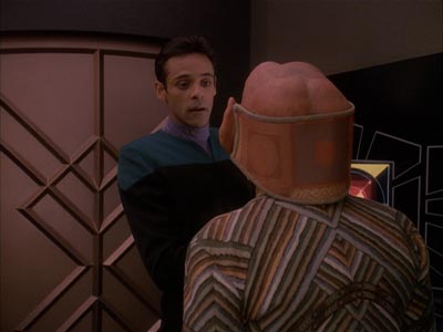 Star Trek: Deep Space Nine Screencaps "Bar Association" (S4:E16)