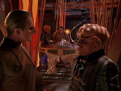 Star Trek: Deep Space Nine Screencaps "Bar Association" (S4:E16)