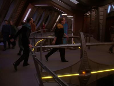 Star Trek: Deep Space Nine Screencaps "Bar Association" (S4:E16)