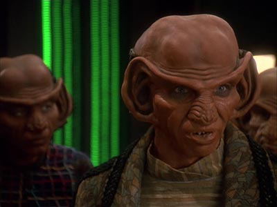Star Trek: Deep Space Nine Screencaps "Bar Association" (S4:E16)