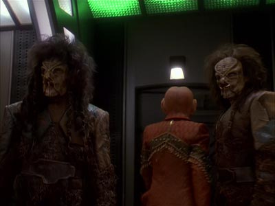 Star Trek: Deep Space Nine Screencaps "Bar Association" (S4:E16)