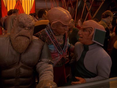 Star Trek: Deep Space Nine Screencaps "Bar Association" (S4:E16)