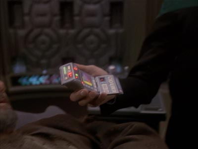 Star Trek: Deep Space Nine Screencaps "Accession" (S4:E17)