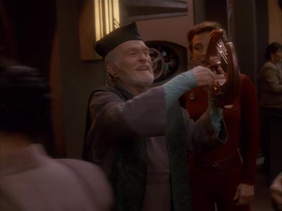 Star Trek: Deep Space Nine Screencaps "Accession" (S4:E17)