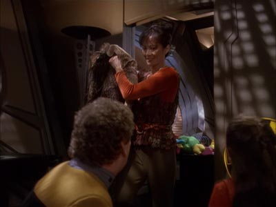 Star Trek: Deep Space Nine Screencaps "Accession" (S4:E17)