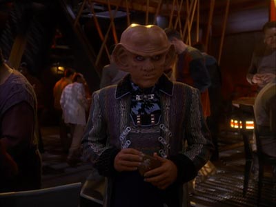 Star Trek: Deep Space Nine Screencaps "Accession" (S4:E17)