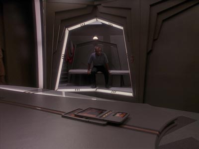 Star Trek: Deep Space Nine Screencaps "Rules of Engagement" (S4:E18)