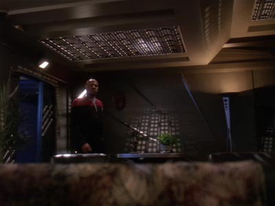 Star Trek: Deep Space Nine Screencaps "Shattered Mirror" (S4:E20)