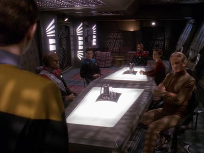 Star Trek: Deep Space Nine Screencaps "For the Cause" (S4:E22)