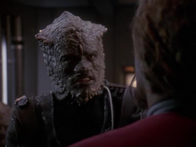 Star Trek: Deep Space Nine Screencaps "To the Death" (S4:E23)