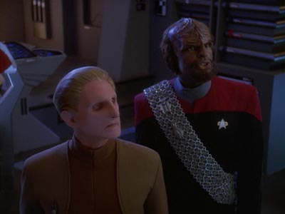 Star Trek: Deep Space Nine Screencaps "To the Death" (S4:E23)