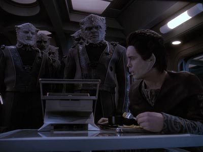 Star Trek: Deep Space Nine Screencaps "To the Death" (S4:E23)