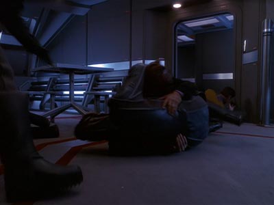 Star Trek: Deep Space Nine Screencaps "To the Death" (S4:E23)