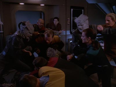 Star Trek: Deep Space Nine Screencaps "To the Death" (S4:E23)