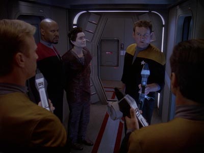 Star Trek: Deep Space Nine Screencaps "To the Death" (S4:E23)