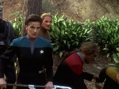 Star Trek: Deep Space Nine Screencaps "To the Death" (S4:E23)