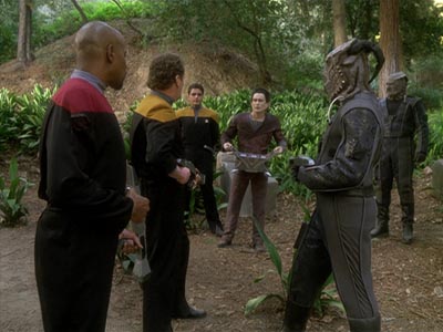 Star Trek: Deep Space Nine Screencaps "To the Death" (S4:E23)