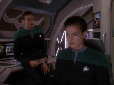 Star Trek: Deep Space Nine Screencaps "The Quickening" (S4:E24)