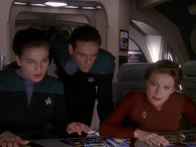 Star Trek: Deep Space Nine Screencaps "The Quickening" (S4:E24)