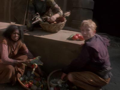 Star Trek: Deep Space Nine Screencaps "The Quickening" (S4:E24)