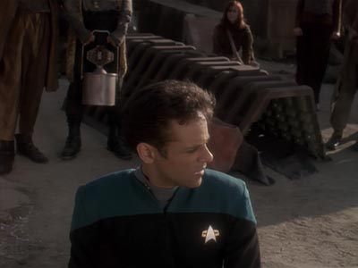 Star Trek: Deep Space Nine Screencaps "The Quickening" (S4:E24)
