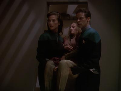 Star Trek: Deep Space Nine Screencaps "The Quickening" (S4:E24)