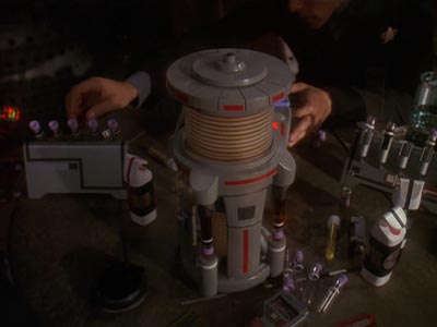Star Trek: Deep Space Nine Screencaps "The Quickening" (S4:E24)