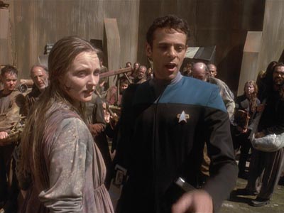 Star Trek: Deep Space Nine Screencaps "The Quickening" (S4:E24)
