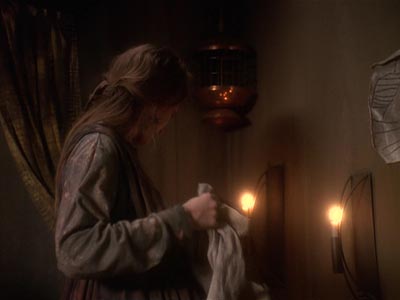 Star Trek: Deep Space Nine Screencaps "The Quickening" (S4:E24)